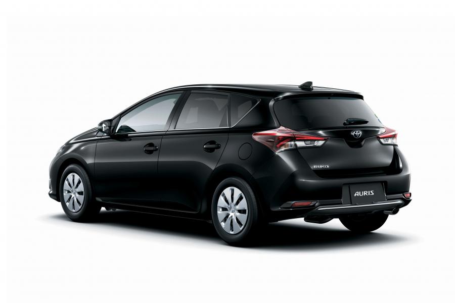  Toyota Auris 2015 года  (JP) (фото 2 из 4)